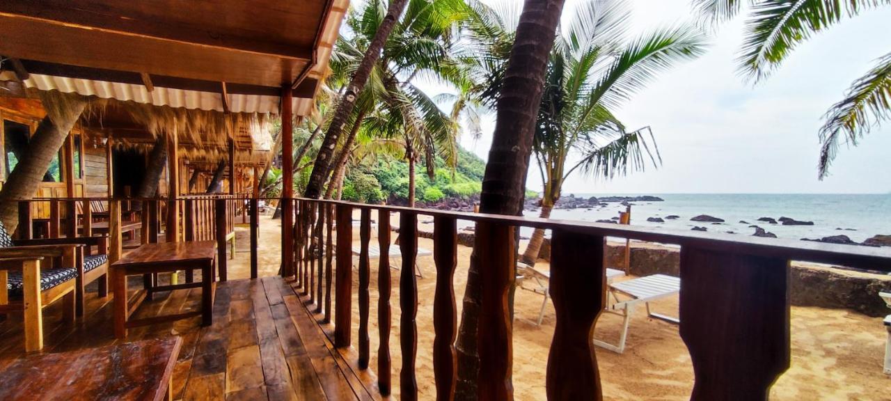 Sea Front Cottages Little Khola Cola Ngoại thất bức ảnh