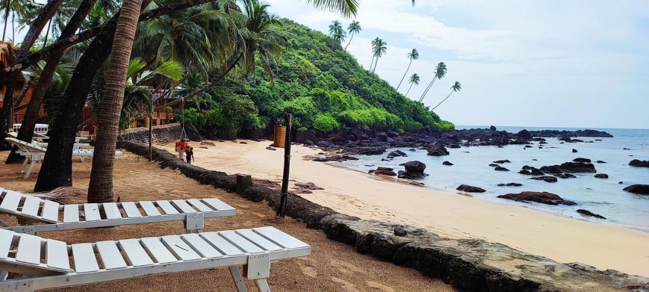 Sea Front Cottages Little Khola Cola Ngoại thất bức ảnh